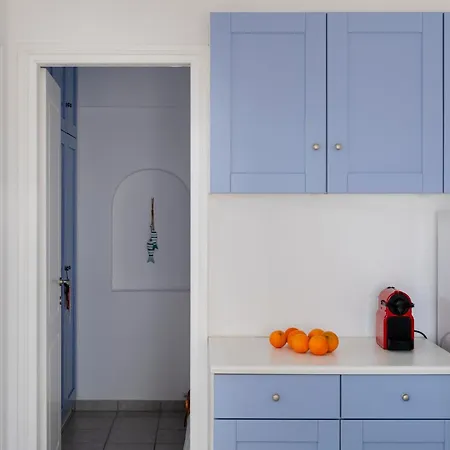 Ilios Home, Walking Distance From Logaras Sandy Beach, Paros Apartment *