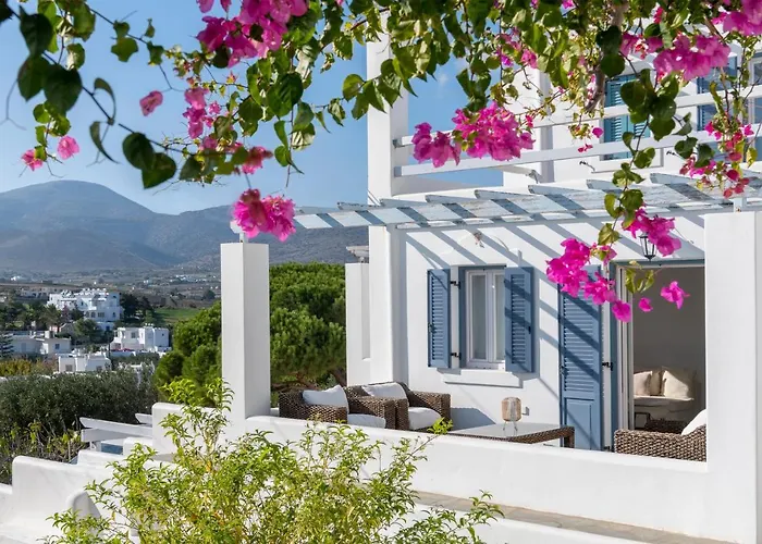 Ilios Home, Walking Distance From Logaras Sandy Beach, Paros アパート ピソ ・リバディ