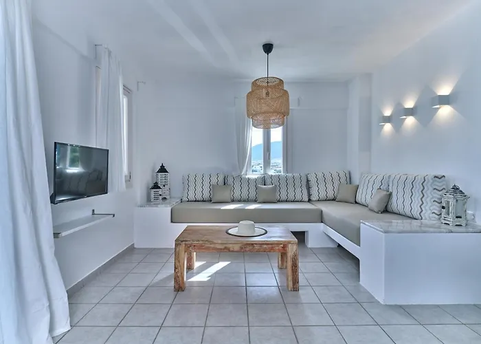 Ilios Home, Walking Distance From Logaras Sandy Beach, Paros * ピソ ・リバディ